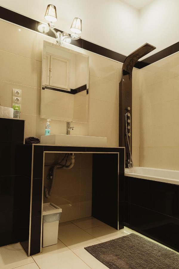 Jozsef63 Apartment Будапеща Екстериор снимка